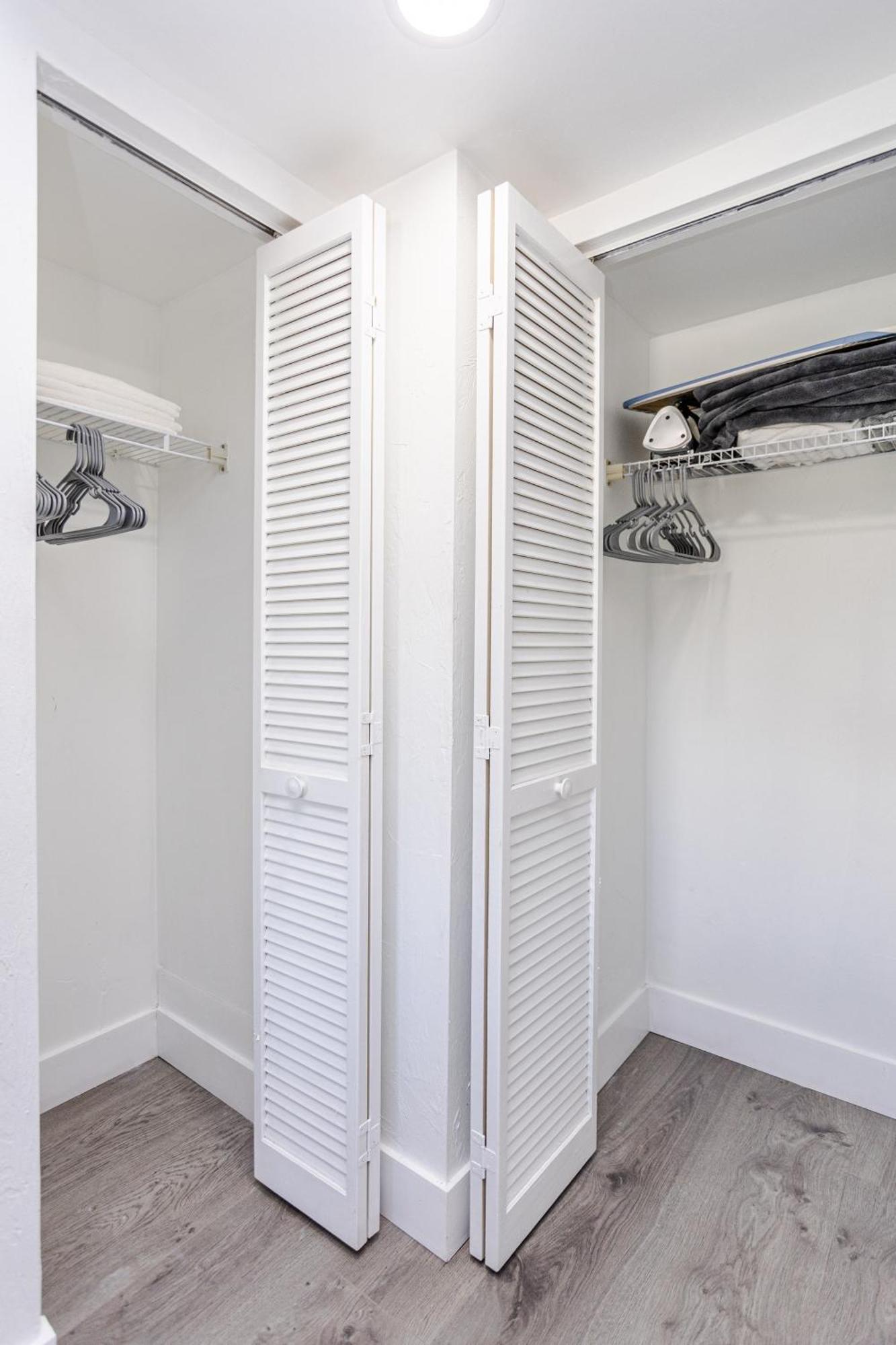 Bass & Sun Condominium 2/2 Bedroom Клюістон Номер фото