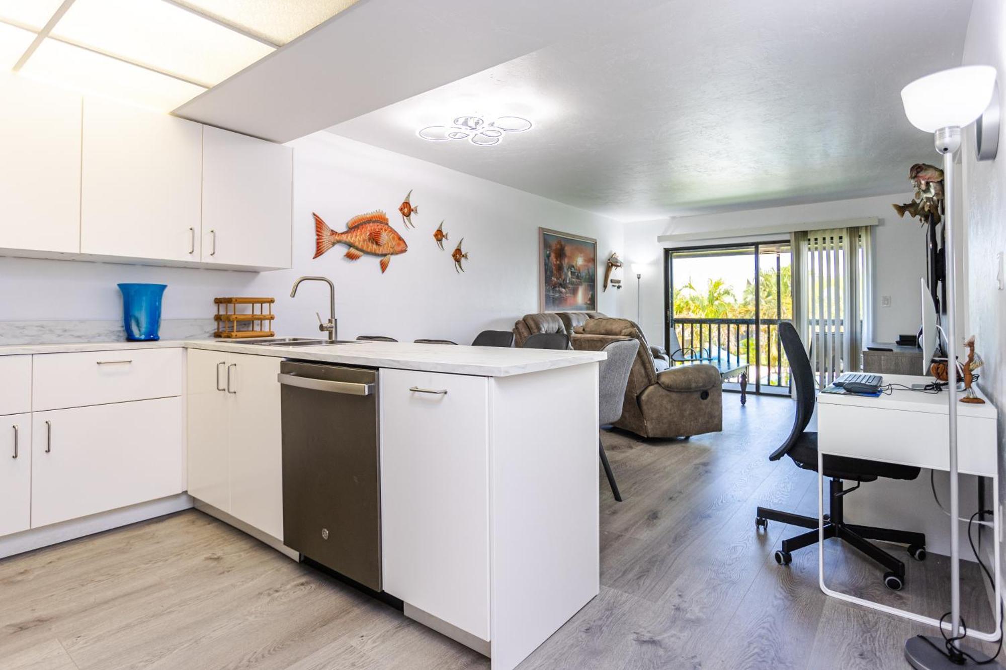 Bass & Sun Condominium 2/2 Bedroom Клюістон Номер фото