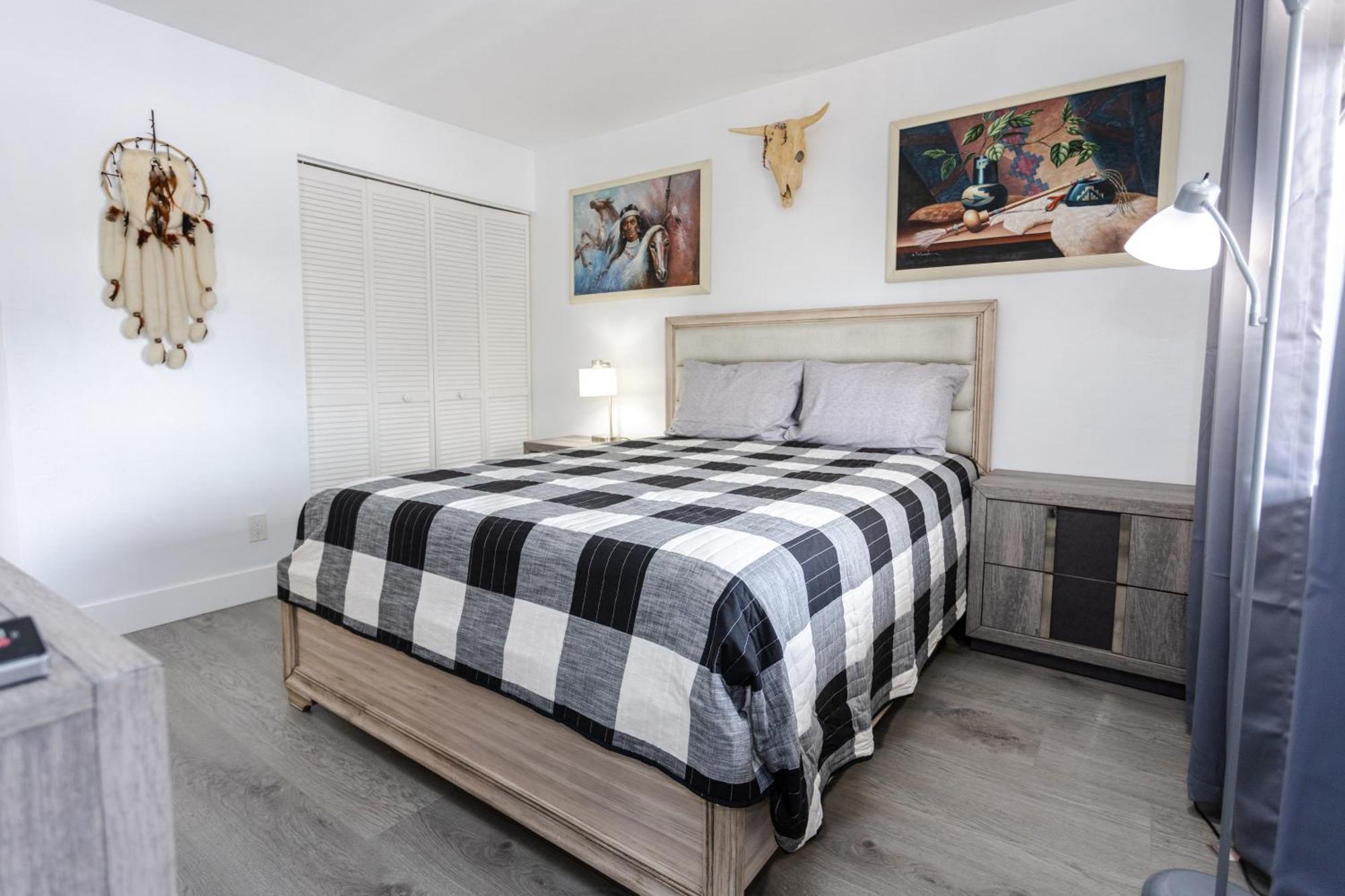 Bass & Sun Condominium 2/2 Bedroom Клюістон Номер фото