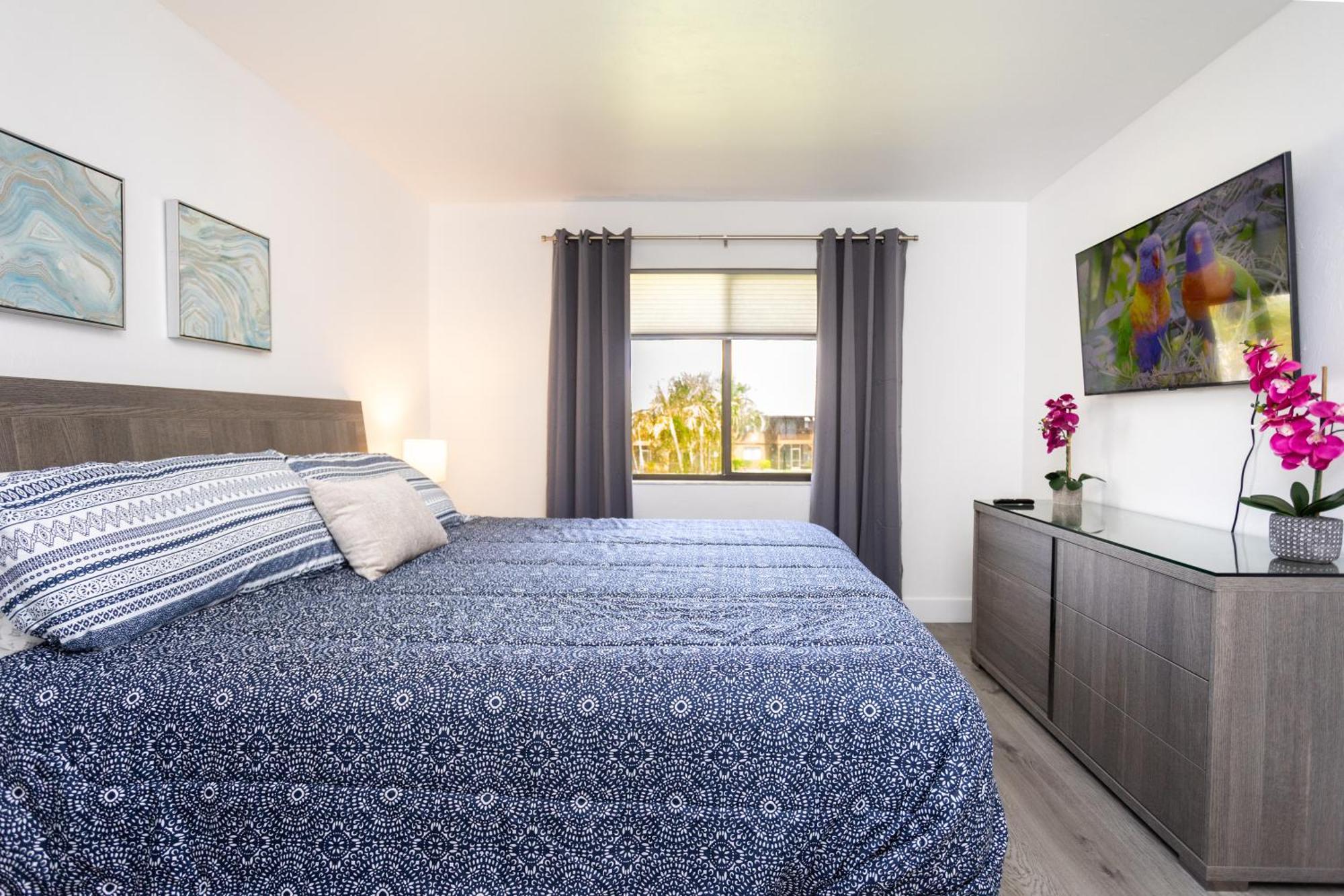Bass & Sun Condominium 2/2 Bedroom Клюістон Номер фото